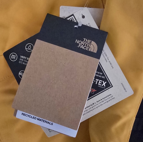 Northface Gortex Jacket - Picture 10 of 13